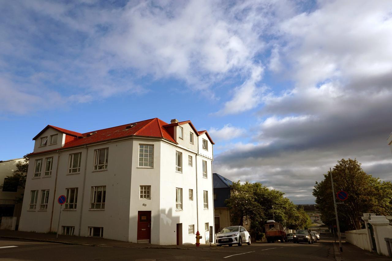 Glad'S Guesthouse Рейкьявик Экстерьер фото