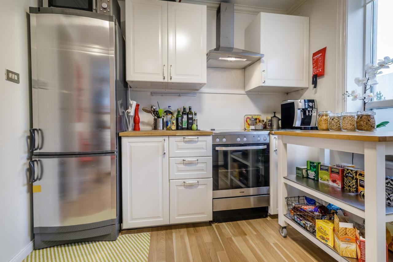 Glad'S Guesthouse Рейкьявик Экстерьер фото