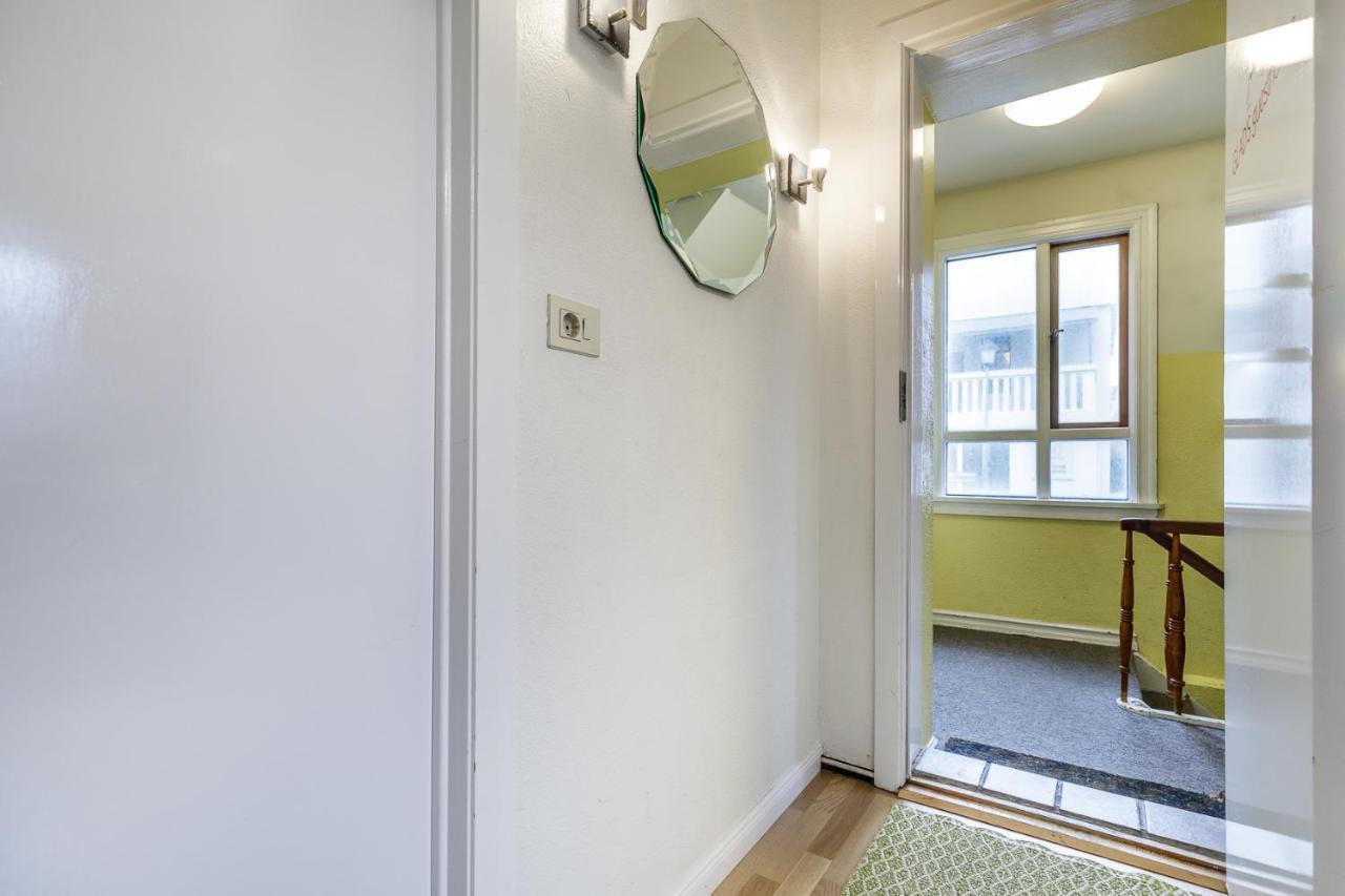 Glad'S Guesthouse Рейкьявик Экстерьер фото